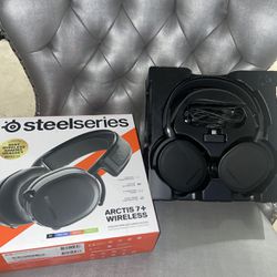 Steel Series Gaming Headphones 