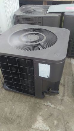 Air conditioner condenser