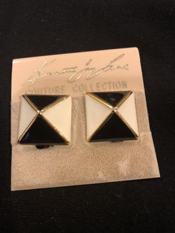 Nice 2 erring the original price was $44 another one was $22