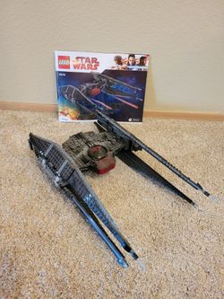 LEGO Star Wars Episode VIII Kylo Ren's Tie Fighter 75179 Kit  - 630 Pieces