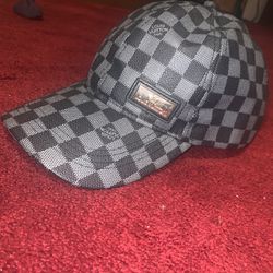 Louie v Hat