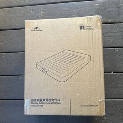 Naturehike Compact King Air Mattress, Blow Up Bed, Inflatable Airbed Pillow Top Plush Pump for Camping with Rechargeable Built-in Electric Home Guests