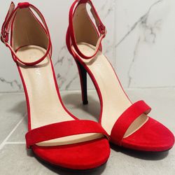 Red Heels. 