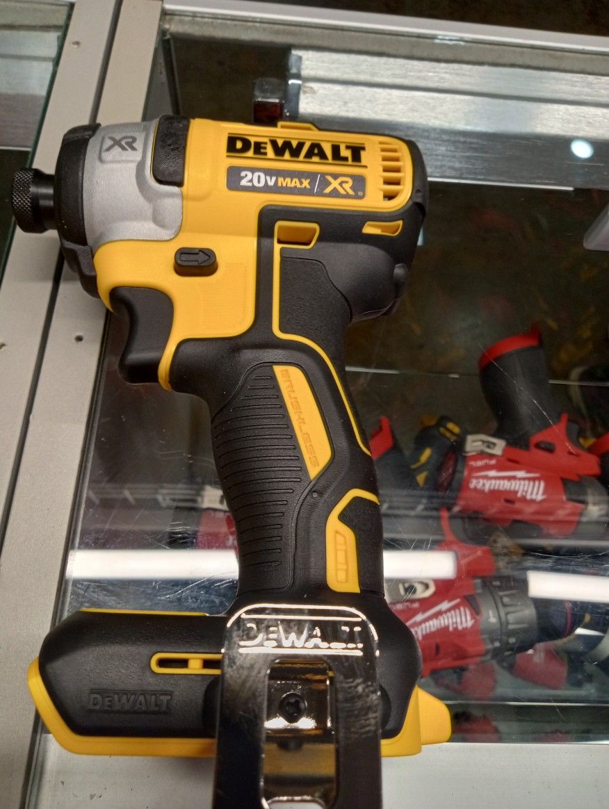 DeWalt New 20v Max XR Brushless Impact Driver 