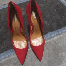 Schutz Red Pumps