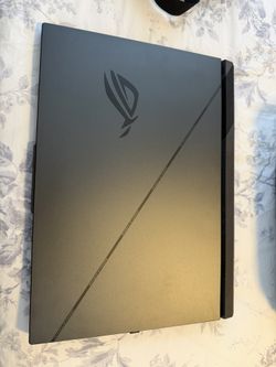ASUS ROG STRIX 18 Laptop Gaming 