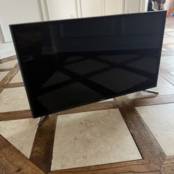 Samsung 32” Smart TV