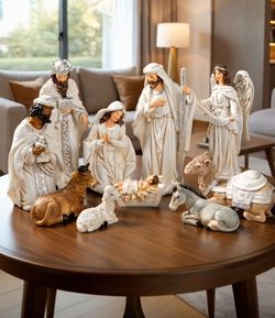 Nativity Figurine set