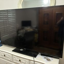 Samsung TV 60”