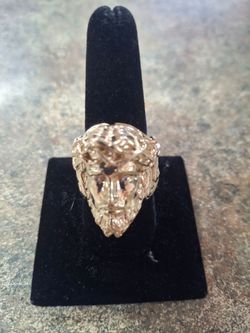 JESUS FACE RING 12.4 GRAMS 10KT SIZE 10 NO TRADES NO DELIVERIES