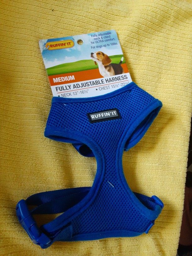 New Ruffin' It Dog Harness Medium