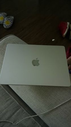 MacBook Air 13inch 2023