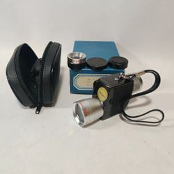 Like New SELSI Light Weight Monocular 6 & 8 Wide Angle Lens W/Case