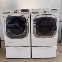LG Steam Washer And Gas Dryer 