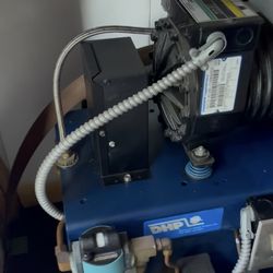🦷 Dental Air Compressor for Sale – Office Closing!