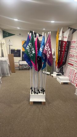 (15) OPEN HOUSE FLAG & POLE