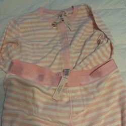 Victoria’s Secret pink matching set