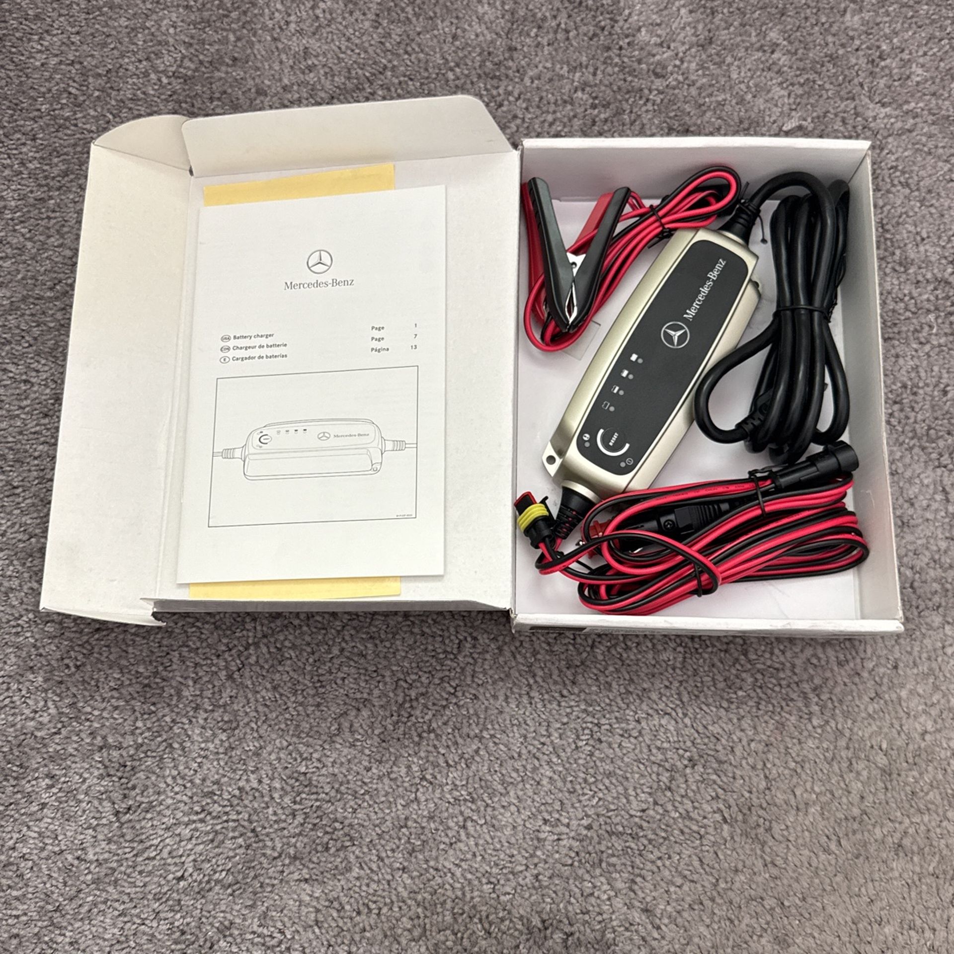 NEW OEM Mercedes Trickle Battery Charger