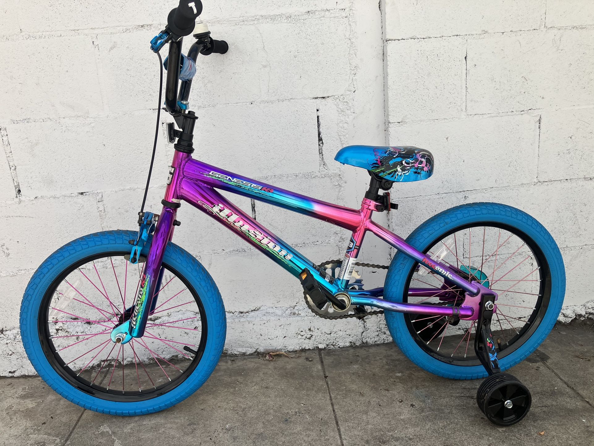 Genesis. Girls. Bike. 18 Inch Tires