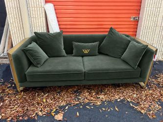 š„ BRAND NEW Luxury Green Velvet Sofa ā NEVER USED ā WAREHOUSE CLEARANCE