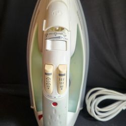 Rowenta Iron Professional 990 Appliance Press Cloths