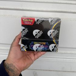 Pokemon Phantasmal Flames Booster Box 