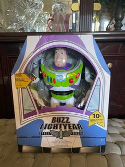 Disney Store Buzz Lightyear Interactive Talking Action Figure
