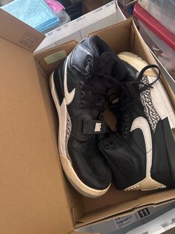 JORDAN NIKES TENIS SHOES