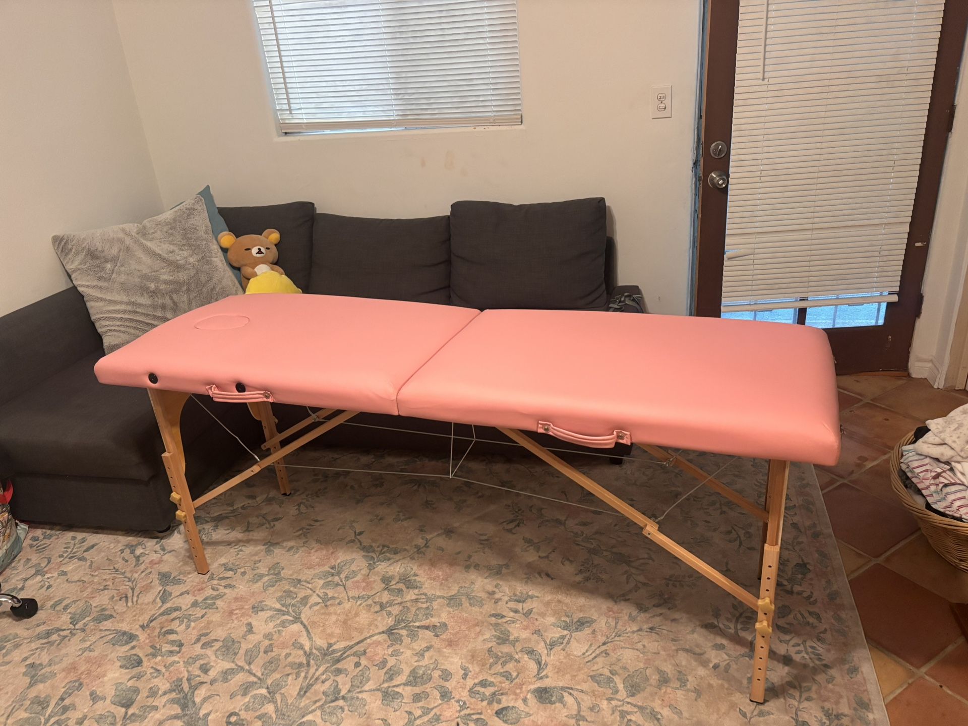 Foldable Massage Table 