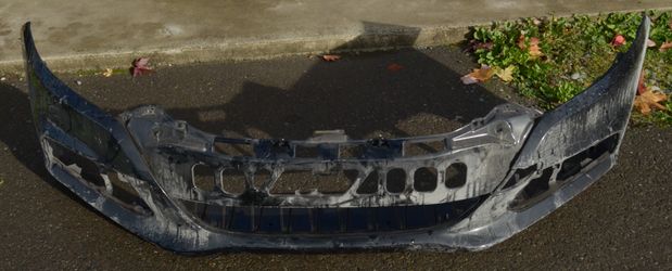 USED REF#U0381 || 2012-2014 HONDA INSIGHT || FRONT BUMPER COVER ONLY
