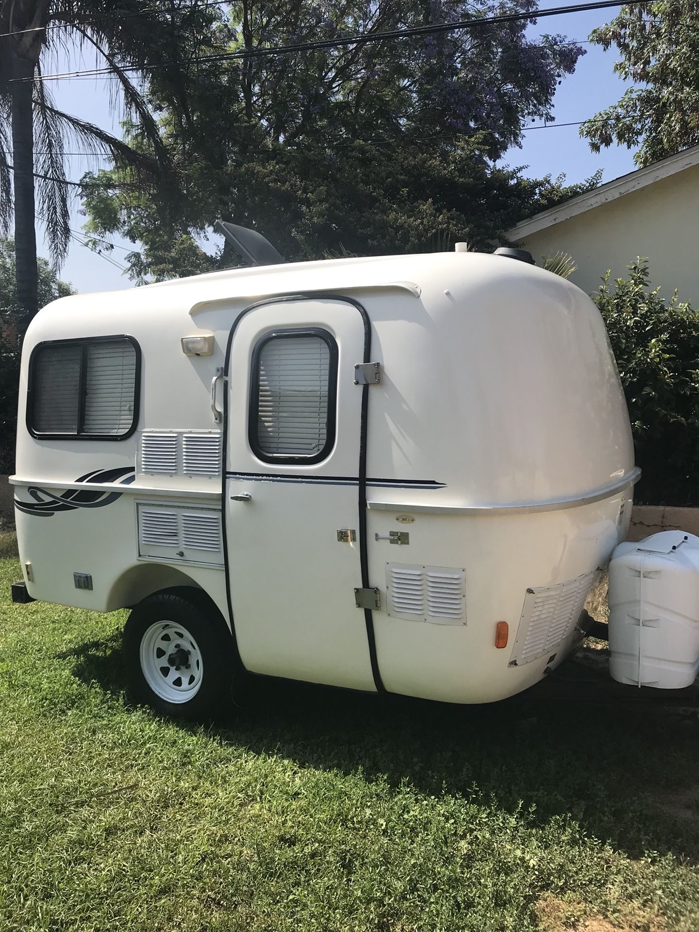 2008 Casita Patriot deluxe model 13 foot like new
