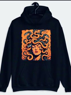 Medusa sweatshirt  xl