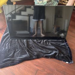 Samsung 50 Inch Smart TV (Can include Wall Mount and Amazon Fire stick)