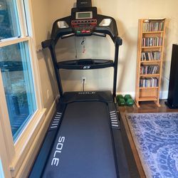Sole F65 Treadmill