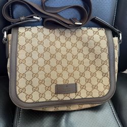 Gucci Men’s Messenger Bag 