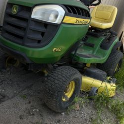 Jhon Deer E150