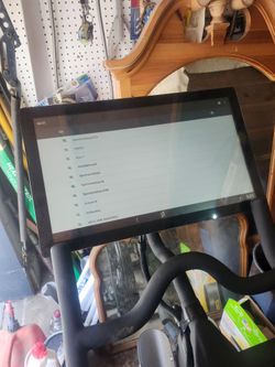 Peloton cross trainers cycle