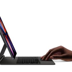 	 Magic Keyboard for iPad Pro 12.9‑inch (5th generation) - US English - Black