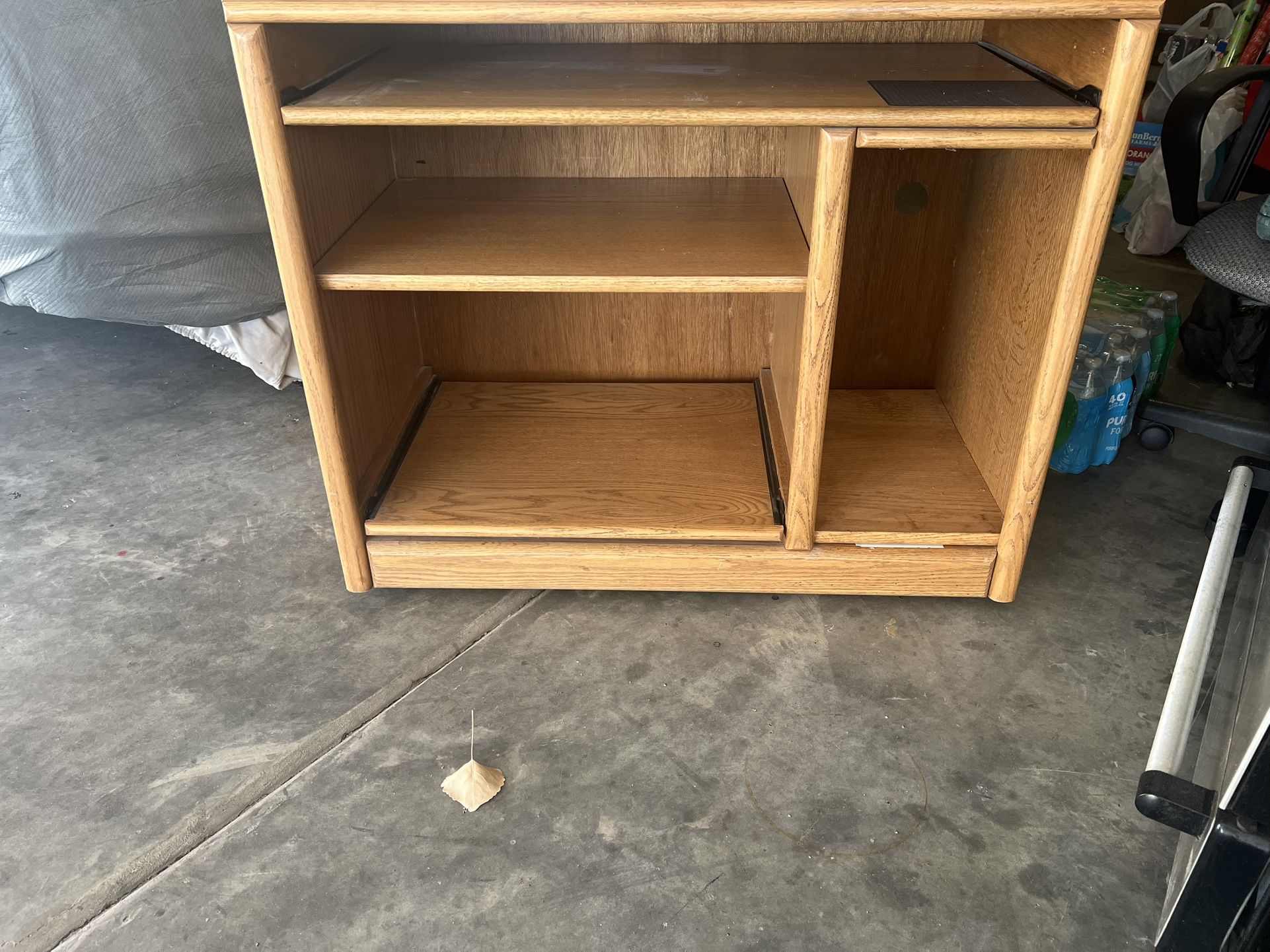Computer desk