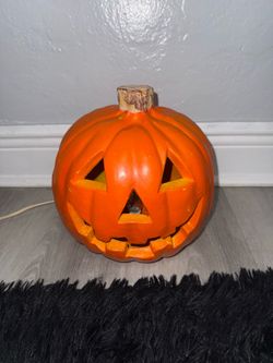 The Paper Magic Group 1998 Lighted Corded Foam Mold Jack-o'-Lantern Pumpkin