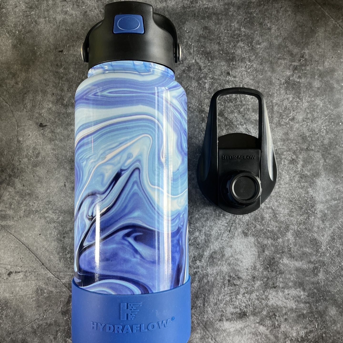 Hydraflow Water Bottle for Sale in Elgin, IL - OfferUp