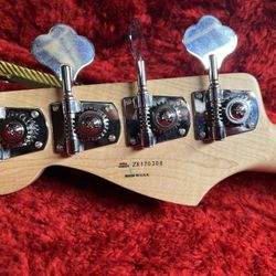 Sacrifice, Fender, Jazz Bass Guitar, With Original Tweet Case