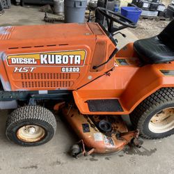 Kubota G5200 Diesel Lawn Mower