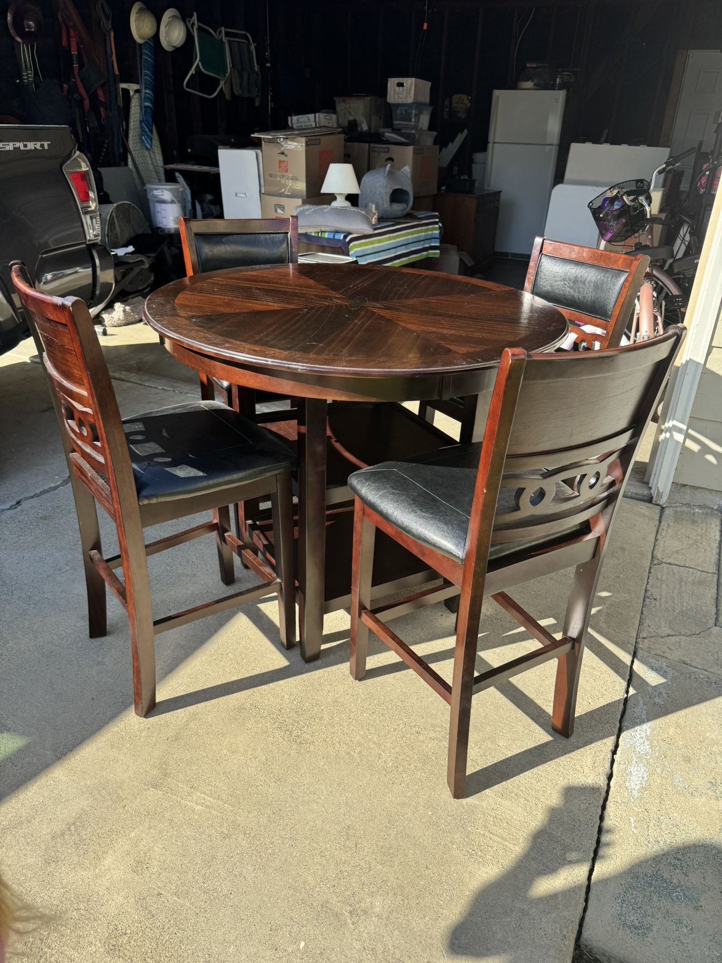 Highboy Dining Table with 4 Chairs