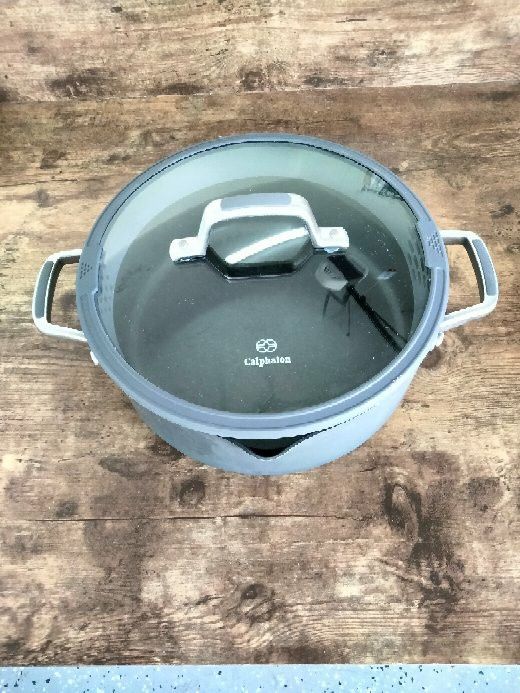 Calphalon hard anodized 5qt Dutch Oven #8785