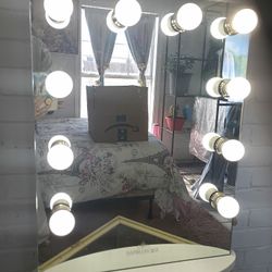 Impression Illuminate Vanity Mirror 