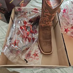 Los Altos Square Toe Boots