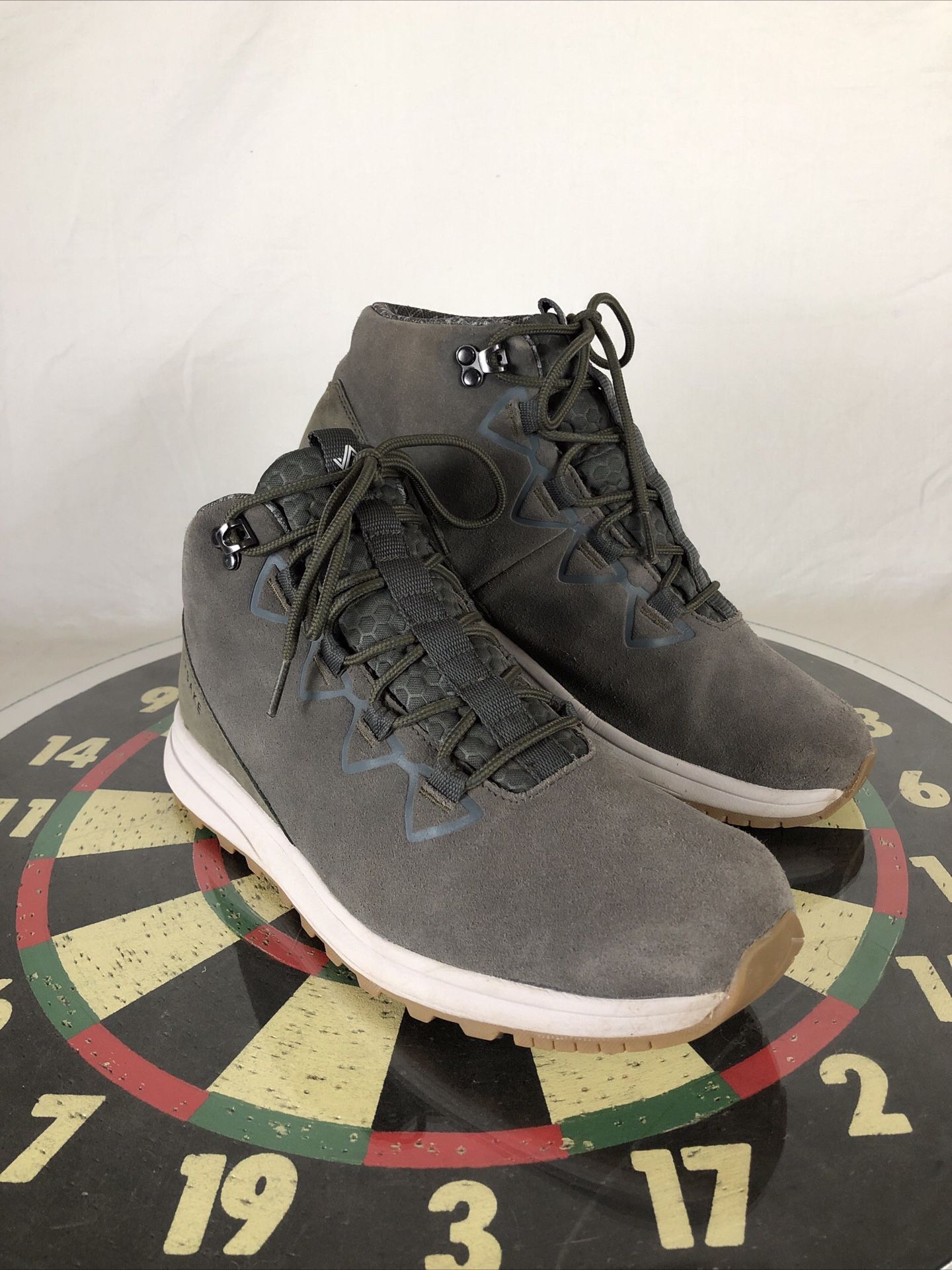 Forsake Tract Waterproof Trail Hiking Gray Suede Boots Shoes High Top Women 9