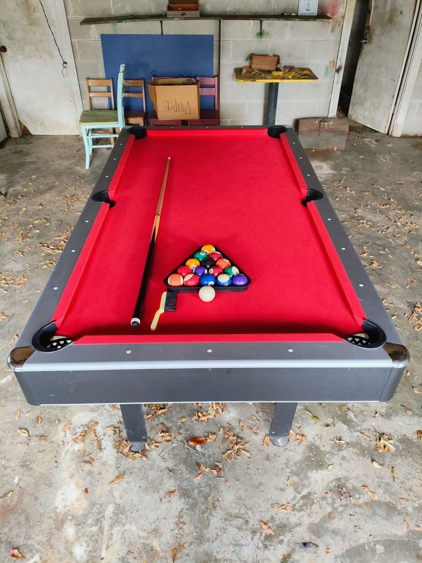 Dual Pool Table/Ping Pong 