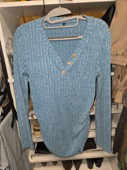 Maternity long sleeve shirt